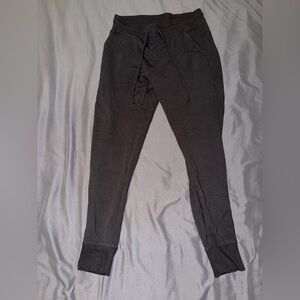 Vineyard Vines women’s (size XS) Black Sweatpants